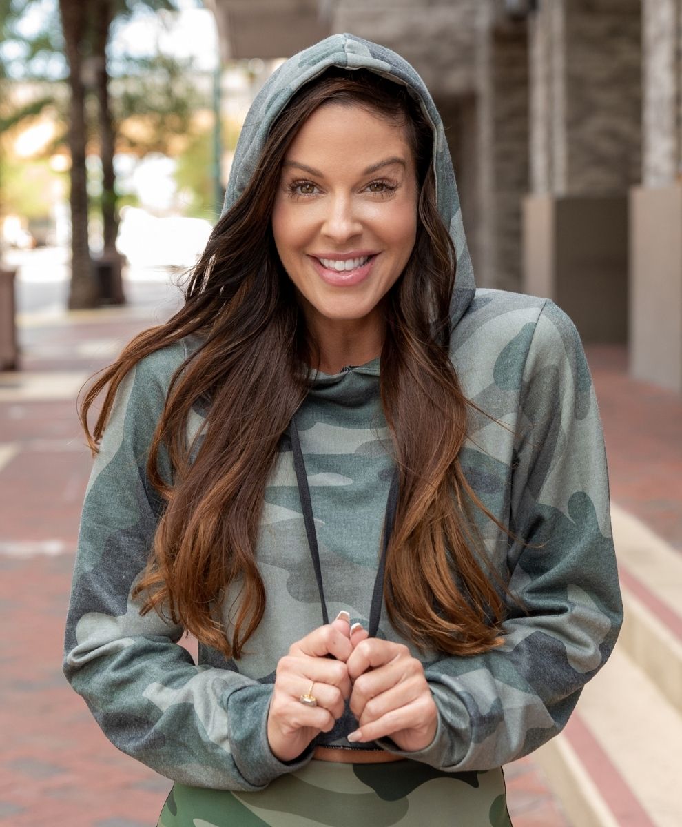 Ador Drawstring Crop Hoodie